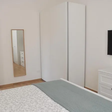 Verdi Due Apartment *
